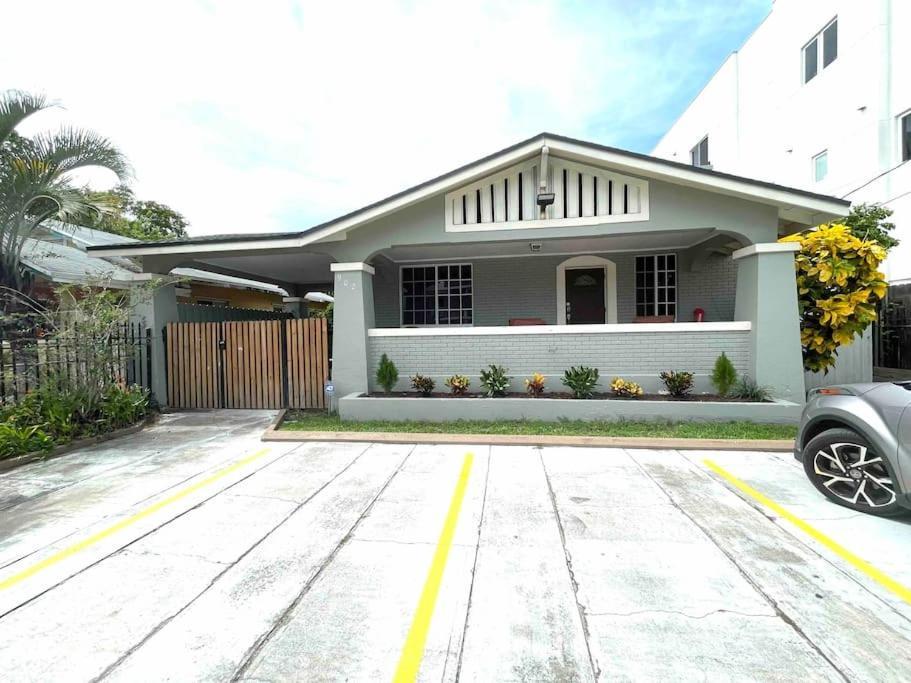 Independent Studio In Little Havana Маямі Екстер'єр фото